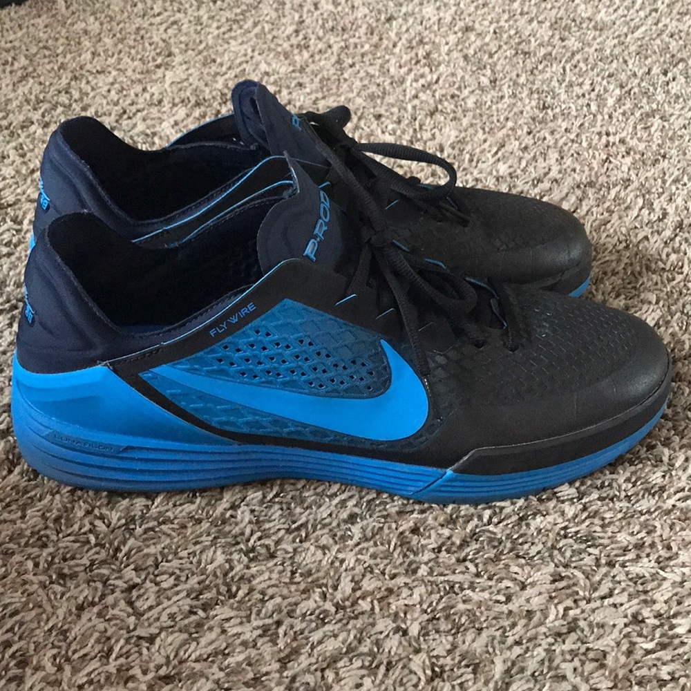 Nike PROD fly wire sneakers